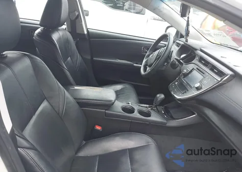 2016 Toyota Avalon Limited z USA, uszkodzony, nr VIN 4T1BK1EB9GU236826